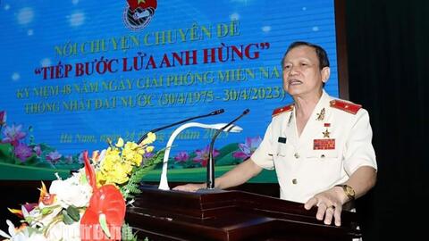 Tăng cường giáo dục truyền thống yêu nước, bồi dưỡng bản lĩnh chính trị cho thế hệ trẻ