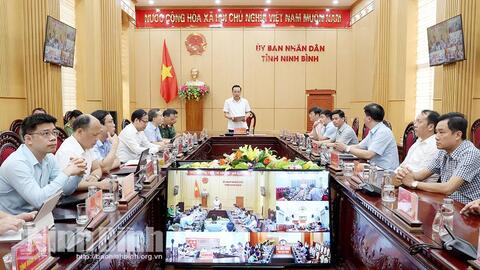 Triển khai mô hình chuyển đổi số cấp xã, thử nghiệm Trung tâm Điều hành thông minh và Ứng dụng Công dân số tỉnh Ninh Bình