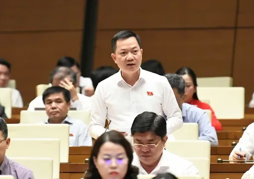 Kỳ họp không thường lệ thứ nhất: Kiến tạo môi trường thể chế hiện đại, ổn định, dẫn dắt sự phát triển 