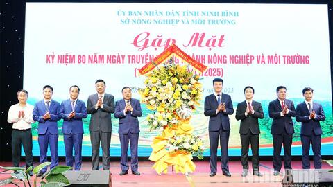 Gặp mặt kỷ niệm 80 năm ngày truyền thống Ngành Nông nghiệp và Môi trường