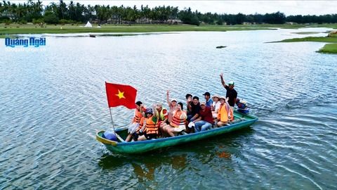 Quảng Ngãi đón hơn 193 nghìn lượt khách dịp lễ Quốc khánh