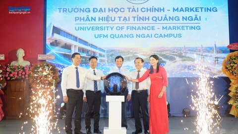 Công bố quyết định thành lập Phân hiệu Trường Đại học Tài chính - Marketing tại Quảng Ngãi