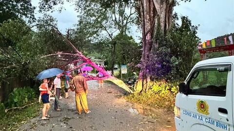 Công an các xã miền núi Thanh Hóa chủ động, sát sao phòng ngừa sạt lở, lũ ống, lũ quét