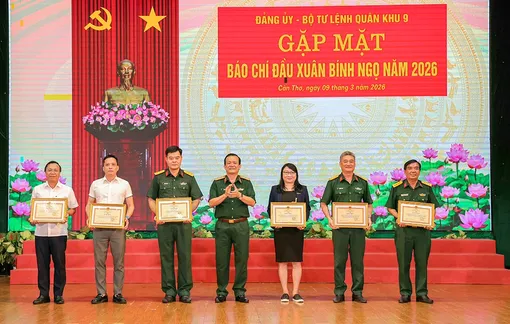 Quân khu 9 tăng cường bảo vệ nền tảng tư tưởng của Đảng trong tình hình mới 