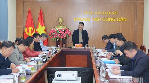 Đồng chí Phó Chủ tịch UBND tỉnh Trần Anh Dũng tiếp công dân