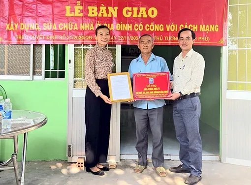 Giữ vững niềm tin với Đảng 