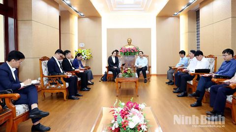 Đồng chí Chủ tịch UBND tỉnh Phạm Quang Ngọc tiếp và làm việc với Công ty Honda Việt Nam