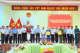 Hoài Nhơn Tây và Hoài Nhơn Bắc cần áp dụng AI để nâng cao hiệu quả công việc
