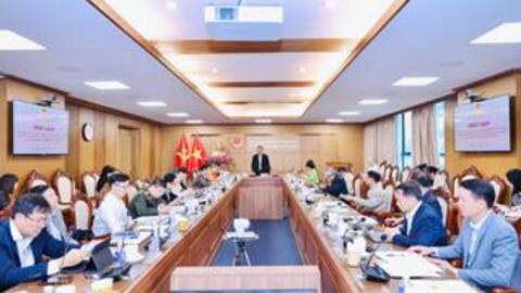 Đề xuất cơ chế đột phá thu hút chuyên gia, nhà khoa học quốc tế