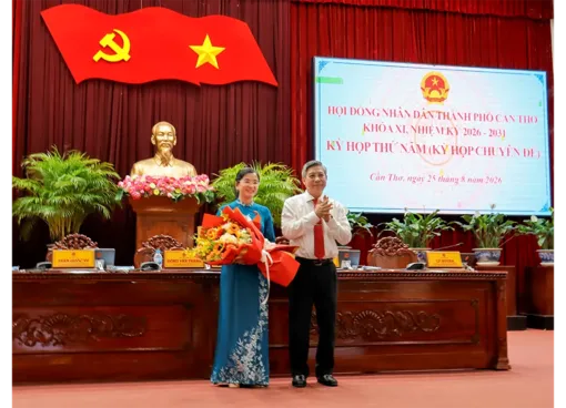 Bà Trần Thị Huyền được bầu làm Ủy viên UBND TP Cần Thơ nhiệm kỳ 2026-2031 