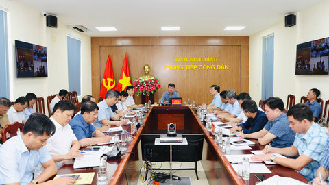 Đồng chí Bí thư Tỉnh ủy Trần Huy Tuấn tiếp công dân định kỳ