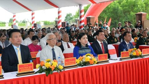 Kỷ niệm 60 năm Ngày Chiến thắng Vạn Tường