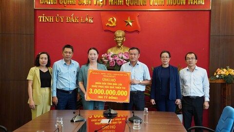 Thành phố Huế hỗ trợ 11 tỷ đồng đến người dân các tỉnh Nam Trung Bộ bị thiệt hại do thiên tai