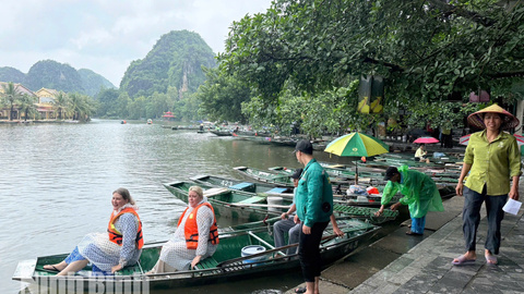 Ngành Du lịch Ninh Bình chủ động ứng phó mưa lớn, bảo đảm an toàn cho du khách