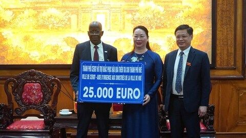 Thành phố Cergy hỗ trợ Huế 25.000 Euro khắc phục hậu quả thiên tai