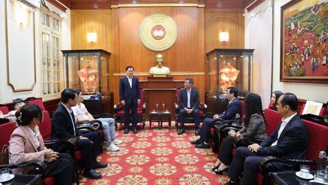 Ban Chính sách, chiến lược Trung ương ủng hộ đồng bào vùng bị thiệt hại do mưa, lũ