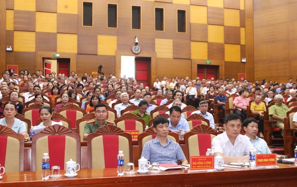 Đại biểu HĐND tỉnh tiếp xúc cử tri đơn vị bầu cử số 23