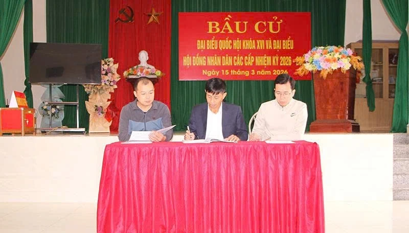 Nâng cao chất lượng sinh hoạt chuyên đề tại chi bộ
