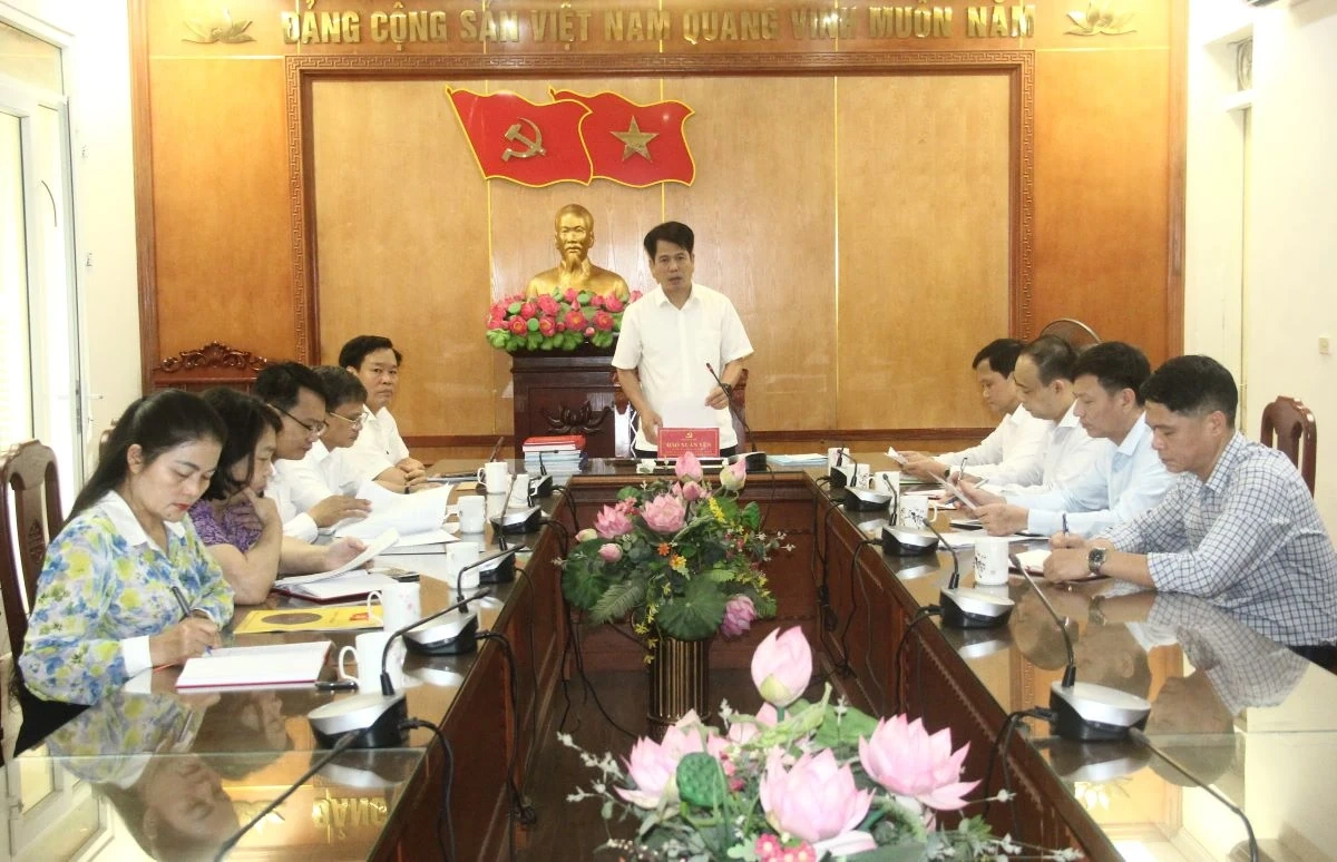 Lựa chọn các bài thu hoạch xuất sắc đề nghị Ban Thường vụ Tỉnh ủy biểu dương, khen thưởng