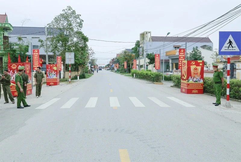 Các xã, phường triển khai công tác bảo đảm ATGT phục vụ bầu cử