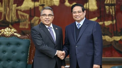 Thủ tướng Phạm Minh Chính tiếp Đại sứ Philippines