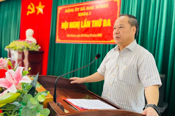 Đảng bộ xã Đak Sơmei tiếp tục quán triệt phương châm “gần dân, sát dân”, kịp thời giải quyết những vấn đề bức thiết