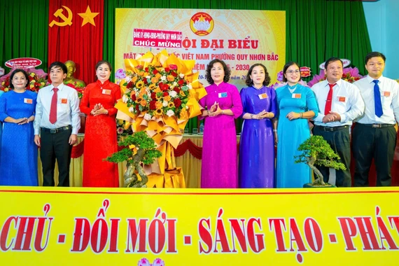 Sớm đưa nghị quyết đại hội vào cuộc sống