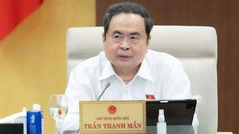 Chủ tịch Quốc hội: Tăng cường ứng dụng công nghệ, đơn giản hóa thủ tục hành chính, giảm phiền hà cho người nộp thuế