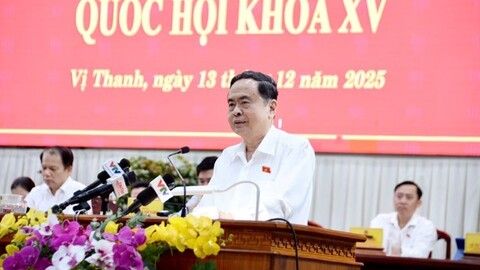 Chủ tịch Quốc hội Trần Thanh Mẫn: Tất cả những thủ tục hành chính rườm rà, phức tạp, gây phiền toái cho người dân đều phải giải quyết