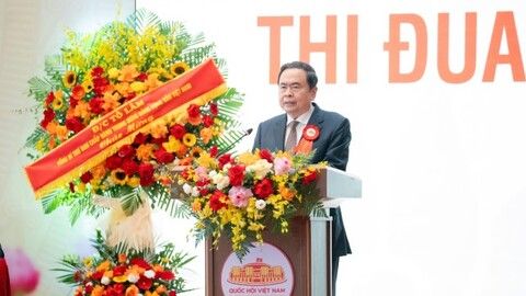 Chủ tịch Quốc hội: Khơi dậy tinh thần thi đua, sáng tạo, cống hiến, xây dựng Quốc hội ngày càng chuyên nghiệp, hiện đại, hiệu lực, hiệu quả