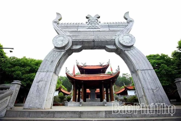 Đền thờ Quốc Tổ Lạc Long Quân – cội nguồn thiêng liêng của dòng giống Việt