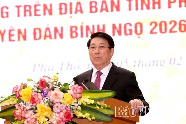 Chủ tịch nước Lương Cường thăm, tặng quà và chúc Tết tại Phú Thọ