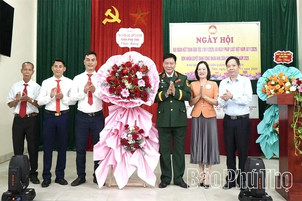 Ngày hội đại đoàn kết tại khu 8 Sơn Cương, xã Chí Tiên