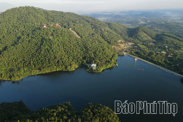 Núi Sáng Sơn: Vẻ đẹp du lịch tâm linh và sinh thái