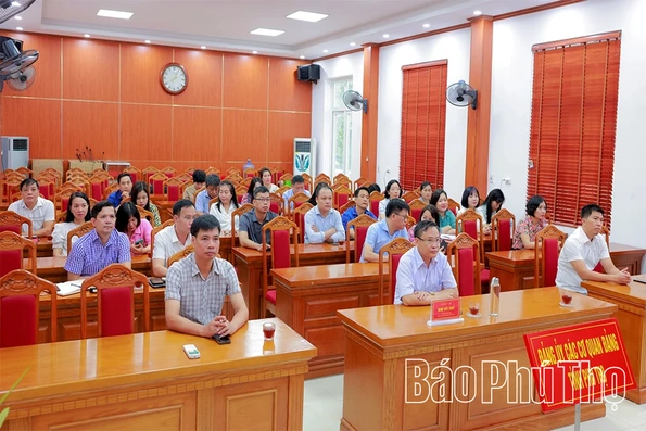 Đảng ủy các cơ quan Đảng tỉnh: Trên 2.000 đảng viên được quán triệt Nghị quyết của Bộ Chính trị về phát triển kinh tế có vốn đầu tư nước ngoài