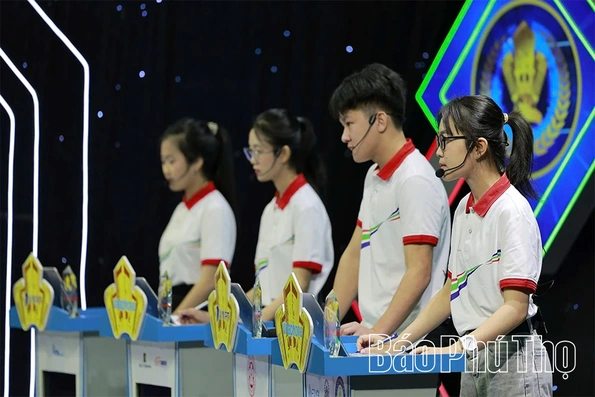 Khát vọng Lạc Hồng: Tiến về phía trước