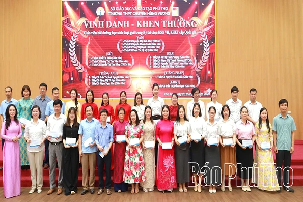 Thi đua là yêu nước