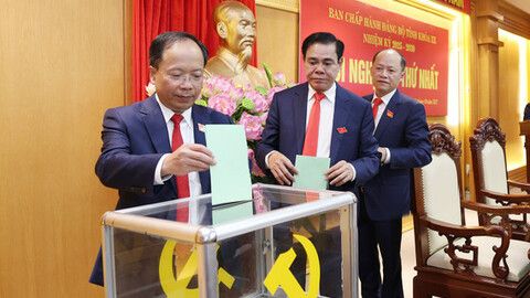 Sáng nay, Đại hội đại biểu Đảng bộ Hà Tĩnh lần thứ XX công bố kết quả bầu nhân sự chủ chốt