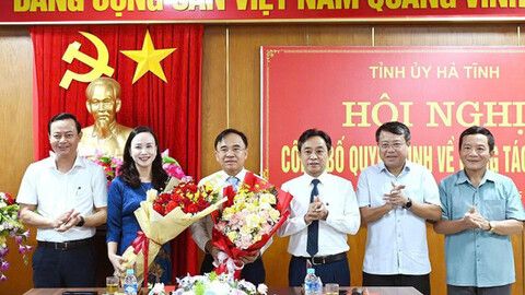 Công bố quyết định bổ nhiệm 2 Phó Trưởng ban Tuyên giáo và Dân vận Tỉnh ủy