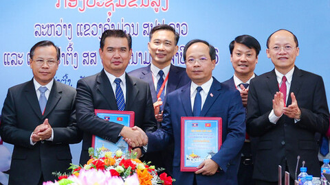 Hà Tĩnh - Khăm Muồn tăng cường hợp tác, thắt chặt tình hữu nghị