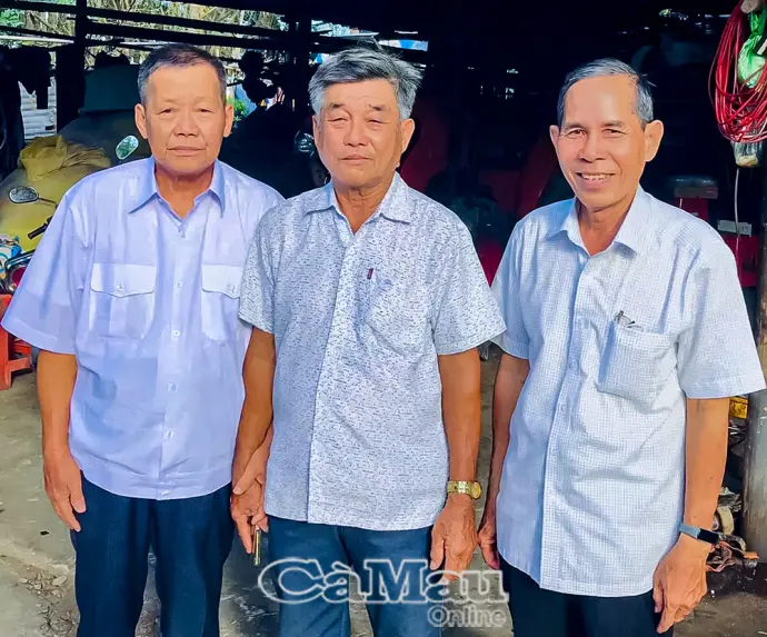 Nhớ mái trường thời chiến