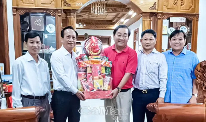 Tri ân đóng góp của các nguyên lãnh đạo tỉnh