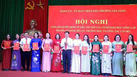 Phường Gia Sàng công bố quyết định về sắp xếp các trường học