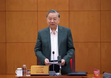 Hoàn thiện công việc liên quan công tác nhân sự trình Hội nghị Trung ương 15