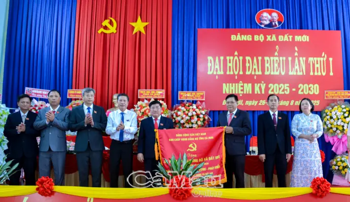 Xây dựng xã Đất Mới giàu đẹp, văn minh, hiện đại