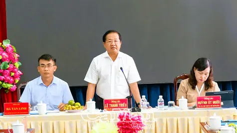Giám sát, tháo gỡ khó khăn trong thực hiện Nghị quyết 57 tại Xã Hồng Dân