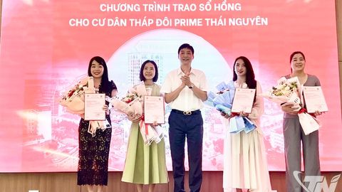 Công ty Prime Thái Nguyên trao "sổ hồng" đợt 2 cho cư dân