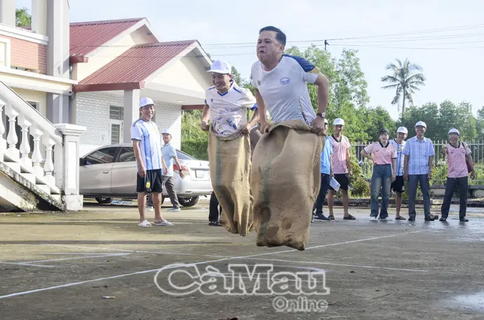 Hội thao chào mừng kỷ niệm 95 năm Ngày thành lập Văn phòng cấp uỷ và các cơ quan Đảng