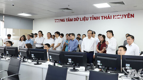 Thái Nguyên - Ninh Bình trao đổi kinh nghiệm chuyển đổi số