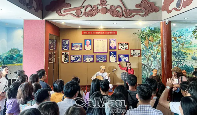 Hơn 150 doanh nghiệp du lịch khảo sát các điểm đến tiêu biểu của Cà Mau     